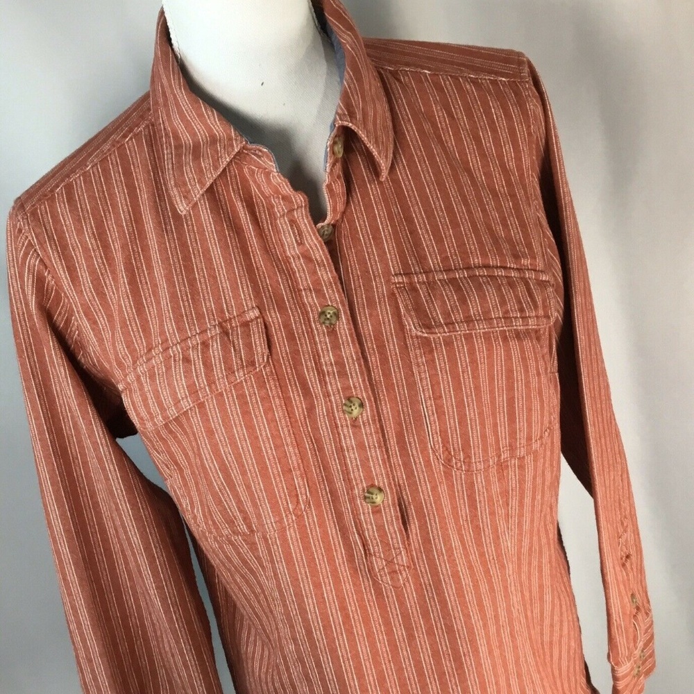 Duluth Trading Co~Work Shirt~Popover~Contrast Cuff - Picture 2 of 8